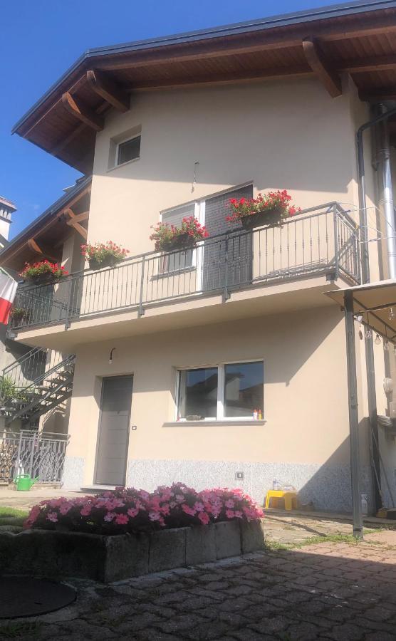 "La Bella Della Cappuccina" Casa Con Parcheggio Interno Gratuito Lejlighed Domodossola Eksteriør billede