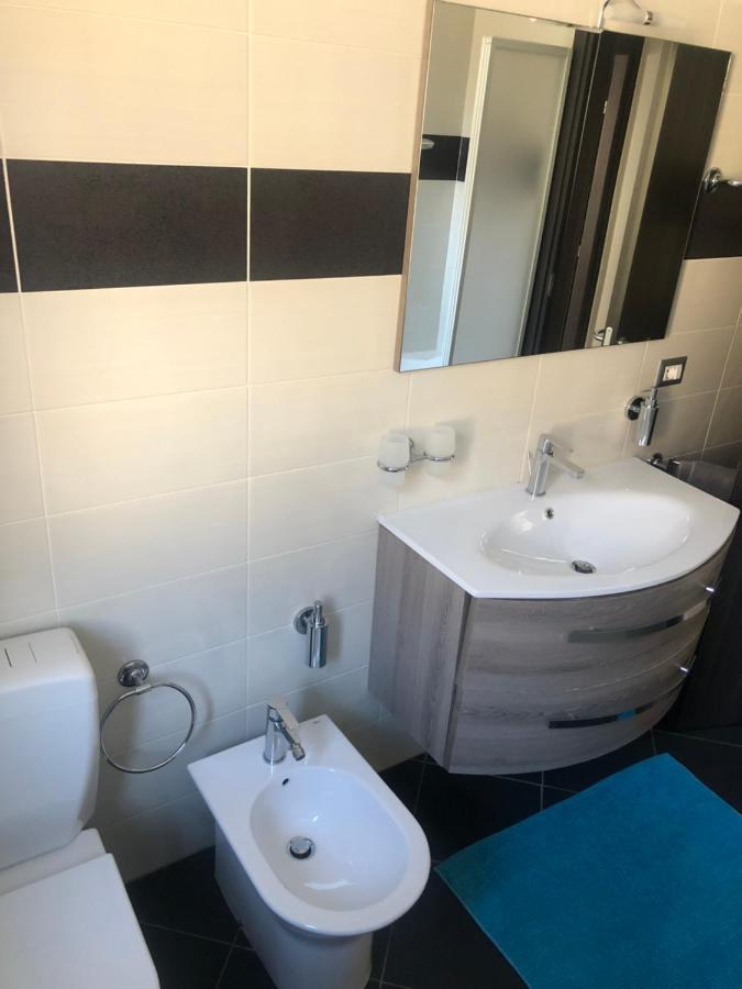 "La Bella Della Cappuccina" Casa Con Parcheggio Interno Gratuito Lejlighed Domodossola Eksteriør billede