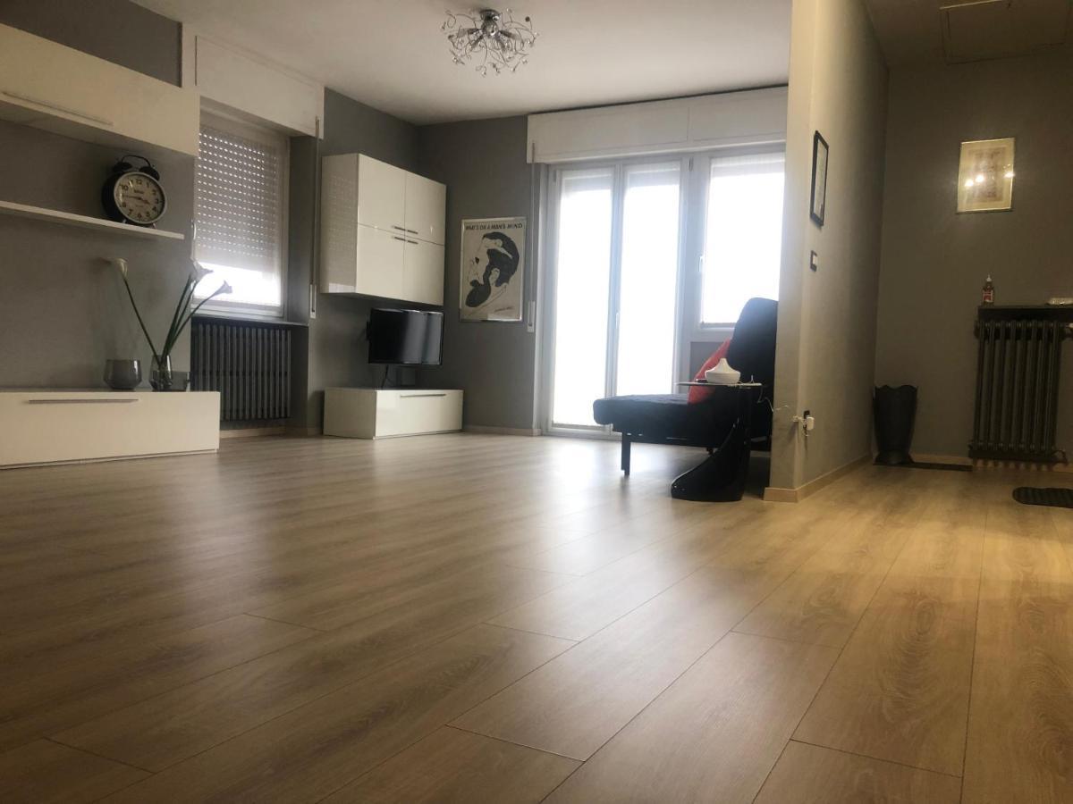 "La Bella Della Cappuccina" Casa Con Parcheggio Interno Gratuito Lejlighed Domodossola Eksteriør billede