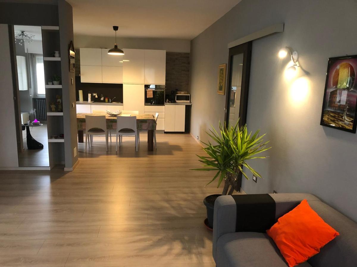"La Bella Della Cappuccina" Casa Con Parcheggio Interno Gratuito Lejlighed Domodossola Eksteriør billede