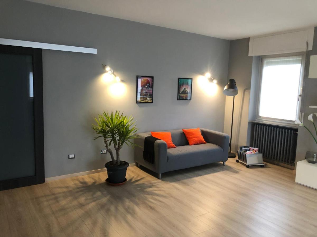 "La Bella Della Cappuccina" Casa Con Parcheggio Interno Gratuito Lejlighed Domodossola Eksteriør billede