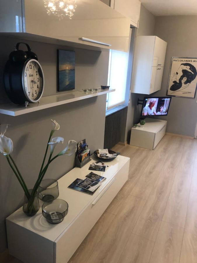 "La Bella Della Cappuccina" Casa Con Parcheggio Interno Gratuito Lejlighed Domodossola Eksteriør billede