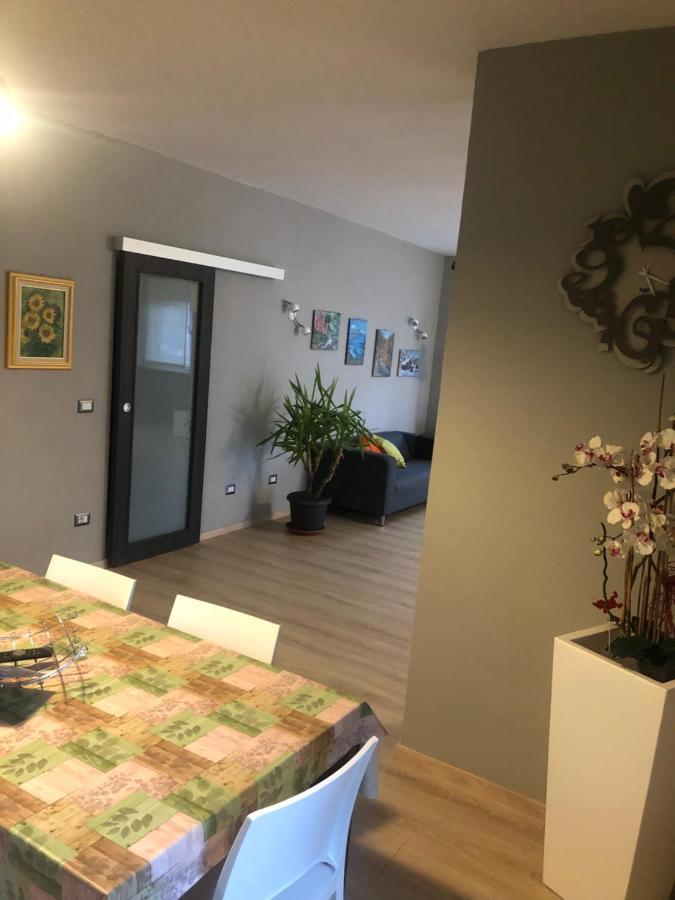 "La Bella Della Cappuccina" Casa Con Parcheggio Interno Gratuito Lejlighed Domodossola Eksteriør billede