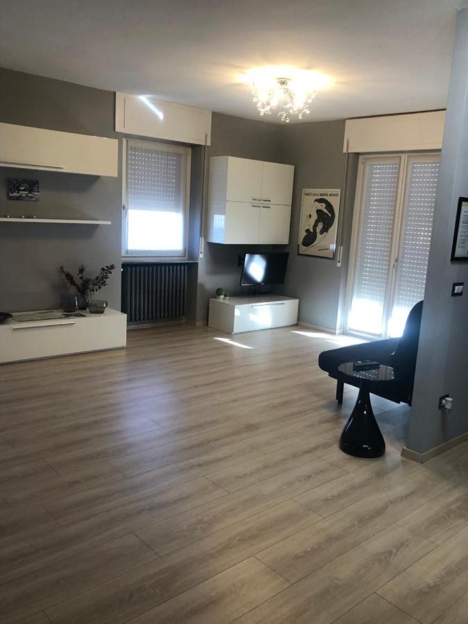 "La Bella Della Cappuccina" Casa Con Parcheggio Interno Gratuito Lejlighed Domodossola Eksteriør billede
